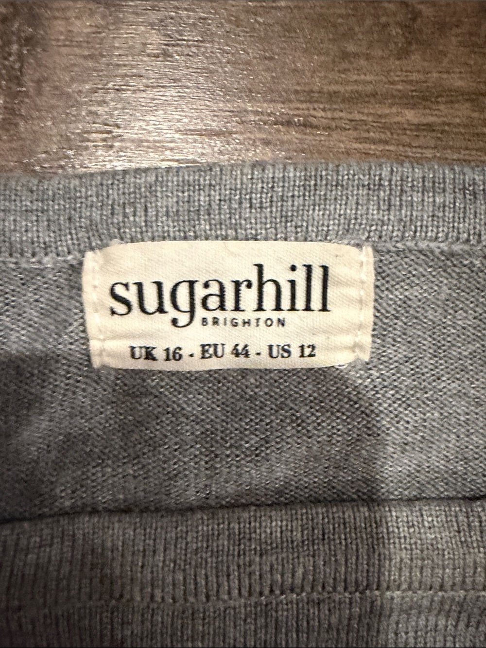 Sugarhill Gray Crewneck Sweater with Multicolor Heart Stripes Size 12 - Picture 3 of 3